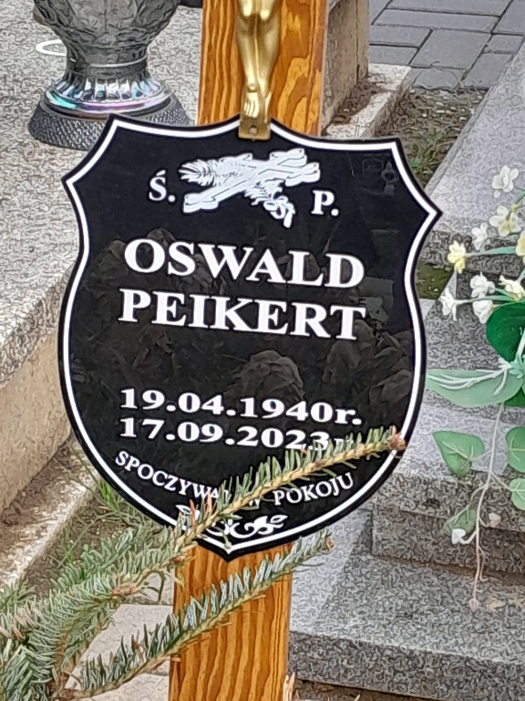 Oswald Peikert 1940 Piekary Śląskie - Grobonet - Wyszukiwarka osób pochowanych